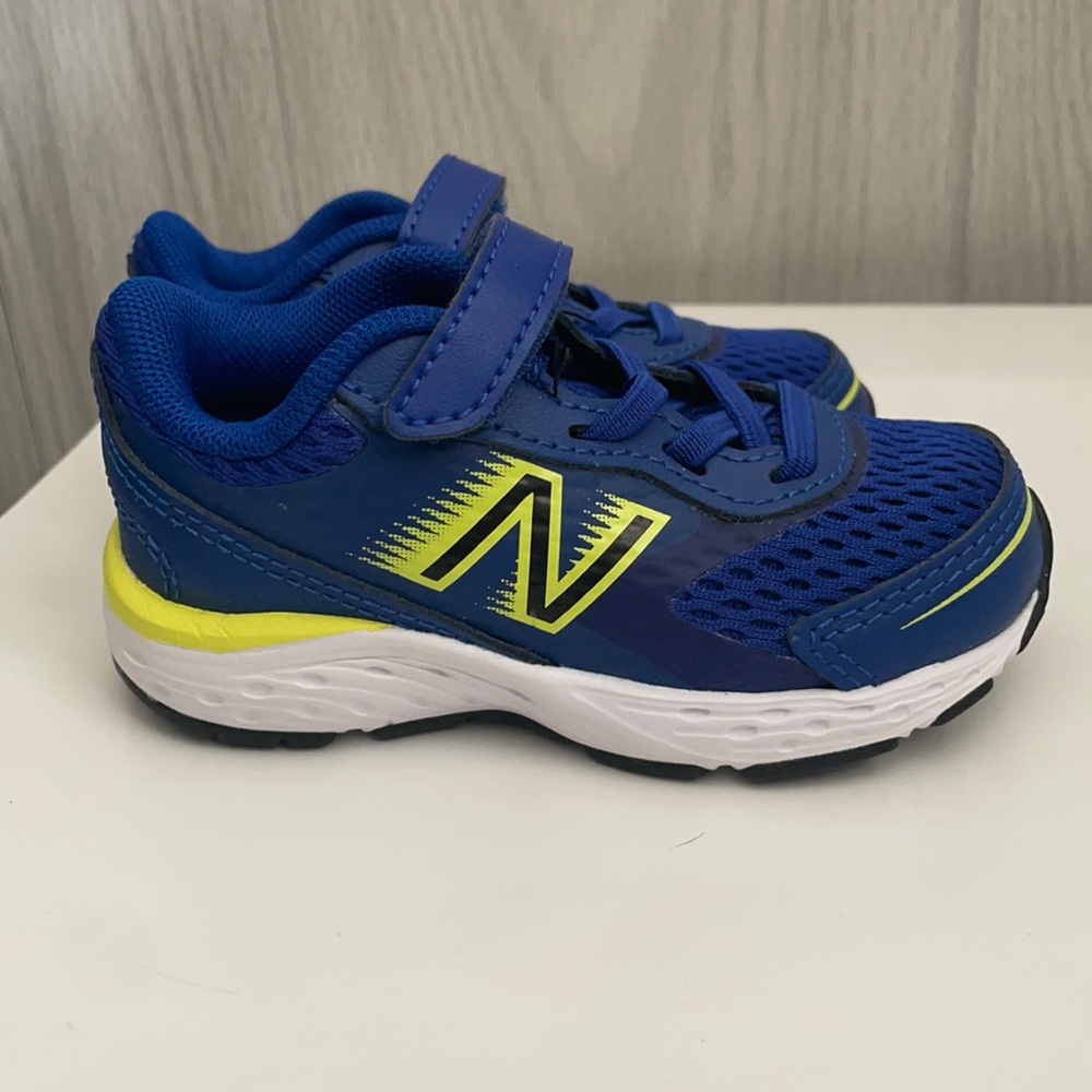 New Balance Sneakers
